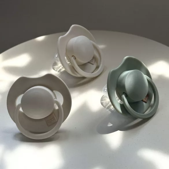 LOVI Dinamikus szilikon cumi PRIME 0-6hó 1db -Coconut