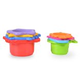 Műanyagjáték egymásra rakható poharak