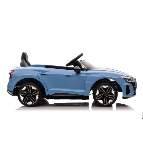 BO AUDI rs e-tron 6891 e.autó kék