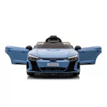 BO AUDI rs e-tron 6891 e.autó kék