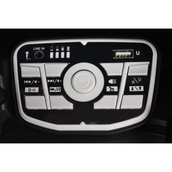 BO AUDI E-TRON 717 elektromos kisautó, 2 motor, metál FEKETE