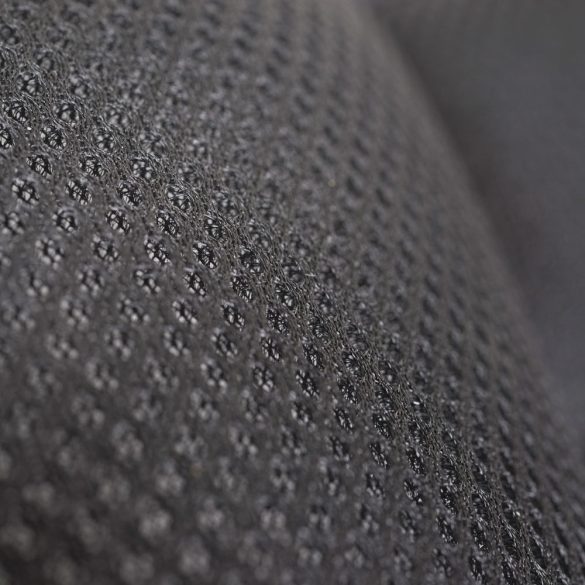 TRIUMPH e.hinta 6 hintázó,3 fekvő pozícióval, 13 zenével BÉZS