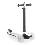 iSPORTER roller kamaszoknak villogó LEDekkel, 50 kgig FEHÉR/FEKETE