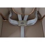 LINDO multifunkciós etetőszék kiegészítőkkel (előke, kanál, villa) BÉZS