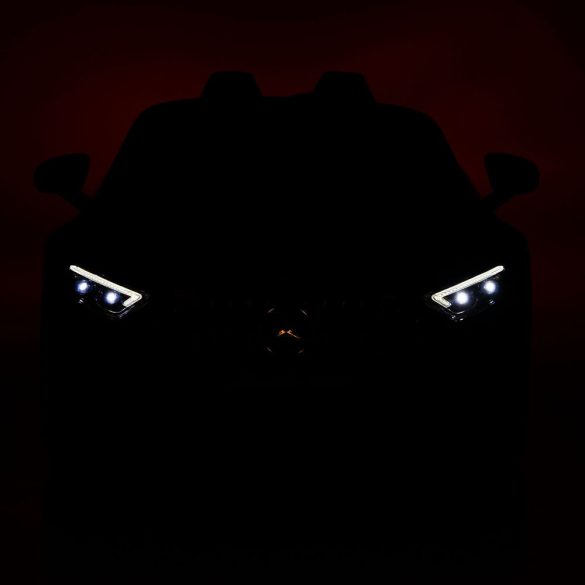 BO DK-SL63 MERCEDES elektromos kisautó 2 motor, 125cm, 35kg-ig PIROS