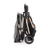 BERLIN PRÉMIUM utazó babakocsi, 1 gombbal csukható, 22kg SZÜRKE