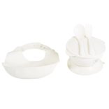 SURPRISE etetőszék szilikon tányérral, evőeszközzel, előkével FEHÉR