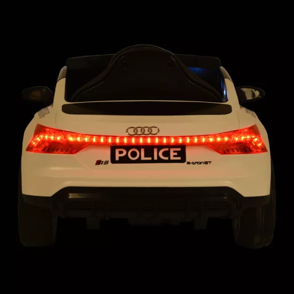 BO Audi RS e-tron 717 Police elektromos autó rendőrségi FEHÉR