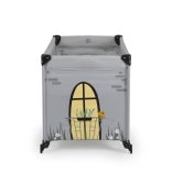 PLAYHOUSE összecsukható házikó utazóágy, tetővel, kibújóval SZÜRKE