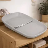 Cangaroo Nuvia szilikon pelenkázó alátét, biztonsági pánttal - Szürke