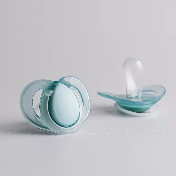 Tommee Tippee játszócumi CTN Night 2 db 0-6 hó pasztell