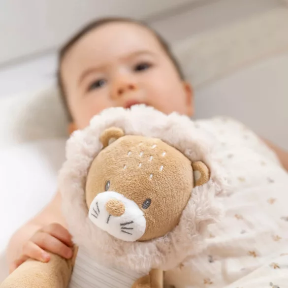 Nattou játék plüss 30cm Flo, Ernest and Oli - Ernest, az oroszlán