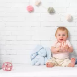 Nattou rágóka szilikon labda szett 2db pink-világosrózsaszín