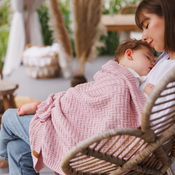 BabyOno babatakaró organikus pamut kötött 75x100cm rózsaszín 1647/01