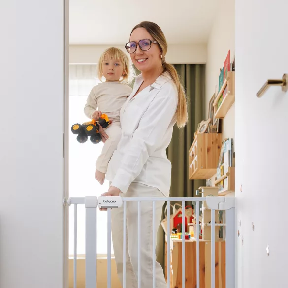 Babyono ajtórács fém, toldalékkal, 75-96cm 1681