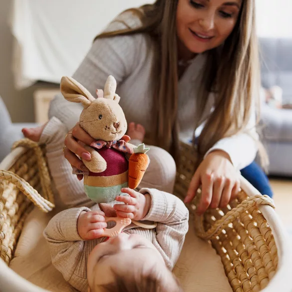 BabyOno csörgõ Karolina nyuszi plüss 31cm 1685