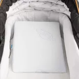 Sensillo párna reflux ellen ék alakú babakocsiba 30x38cm fehér