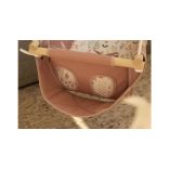 Adamo babahinta lábtartó - Natúr