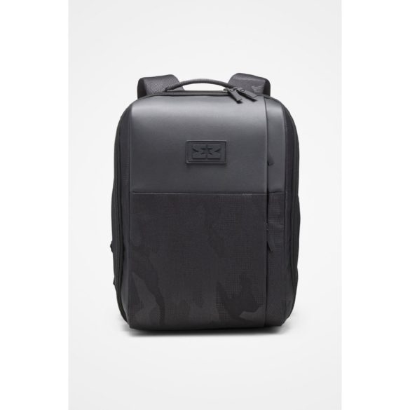 MiniMeis pelenkázó hátizsák és babarögzítõ hám étkezõszékhez Hero G5 Black