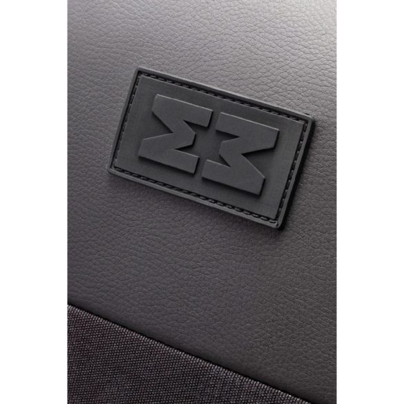 MiniMeis pelenkázó hátizsák és babarögzítõ hám étkezõszékhez Hero G5 Black