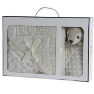 Gamberritos takaró plüss buborékos anyagú 80x110cm szundikendõvel bézs szarvas 10887