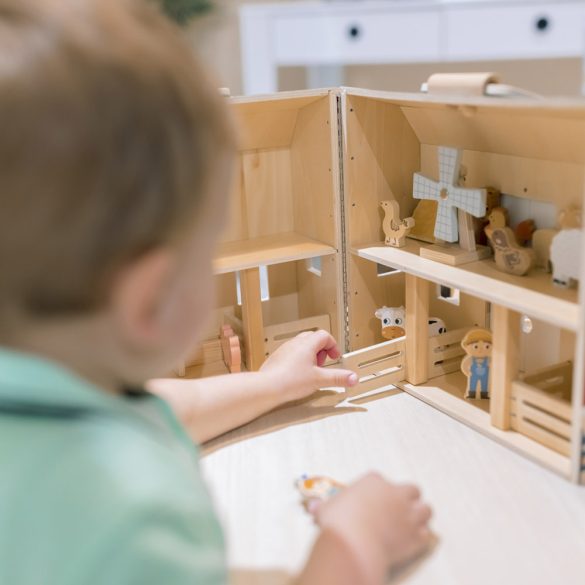 Zopa fa játék farm