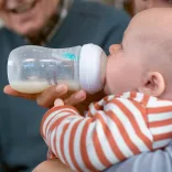 Philips AVENT cumisüveg Natural Response AirFree szeleppel 260ml
