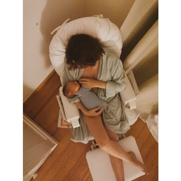 Hintaszék Lábtartóval - Fa/PU Bőr - Fehér