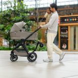 Hop-On Board Testvérfellépő-Ülőke Maxi-Cosi babakocsikhoz 10-22 kg-ig rugós kerekek